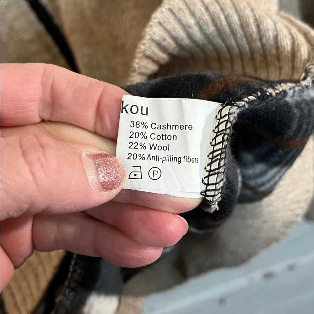 Yeokou Beige Zip Front Sweater Fuzzy Lined Side Hip Pockets Large Cashmere Blend - Picture 5 of 6